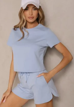 Jasnoniebieski Bawełniany T-shirt o Fasonie Cropped Galionela