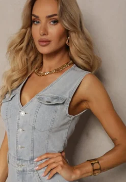 Jasnoniebieski Taliowany Jeansowy Kombinezon z Bawełny z Dzwonami z Guzikami i Imitacją Kieszeni Abnelia