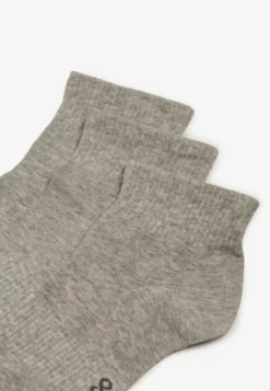 Jasnoszare Skarpety z Bawełny 3-pack za Kostkę z Napisem Folerina
