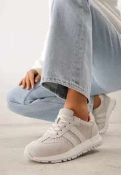 Jasnoszare Sneakersy z Zamszu Naturalnego z Ozdobnymi Paskami i Perforacją Ravinelle