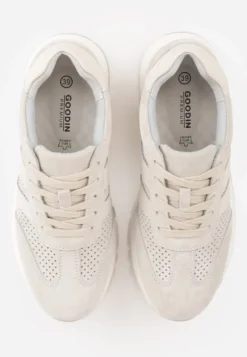 Jasnoszare Sneakersy z Zamszu Naturalnego z Ozdobnymi Paskami i Perforacją Ravinelle