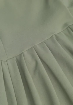Jasnozielona Elegancka Długa Sukienka Hiszpanka Wykończona Rozcięciem na Dole Idelia