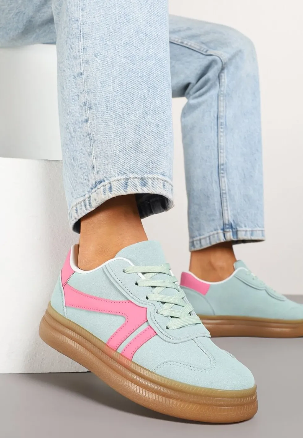 Jasnozielone Sneakersy Klasyczne Tenisówki Zdobione Przeszyciami Alatira