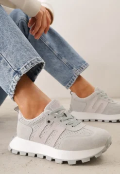Jasnozielone Sneakersy na Platformie z Zamszu Naturalnego z Perforacją Zitrina
