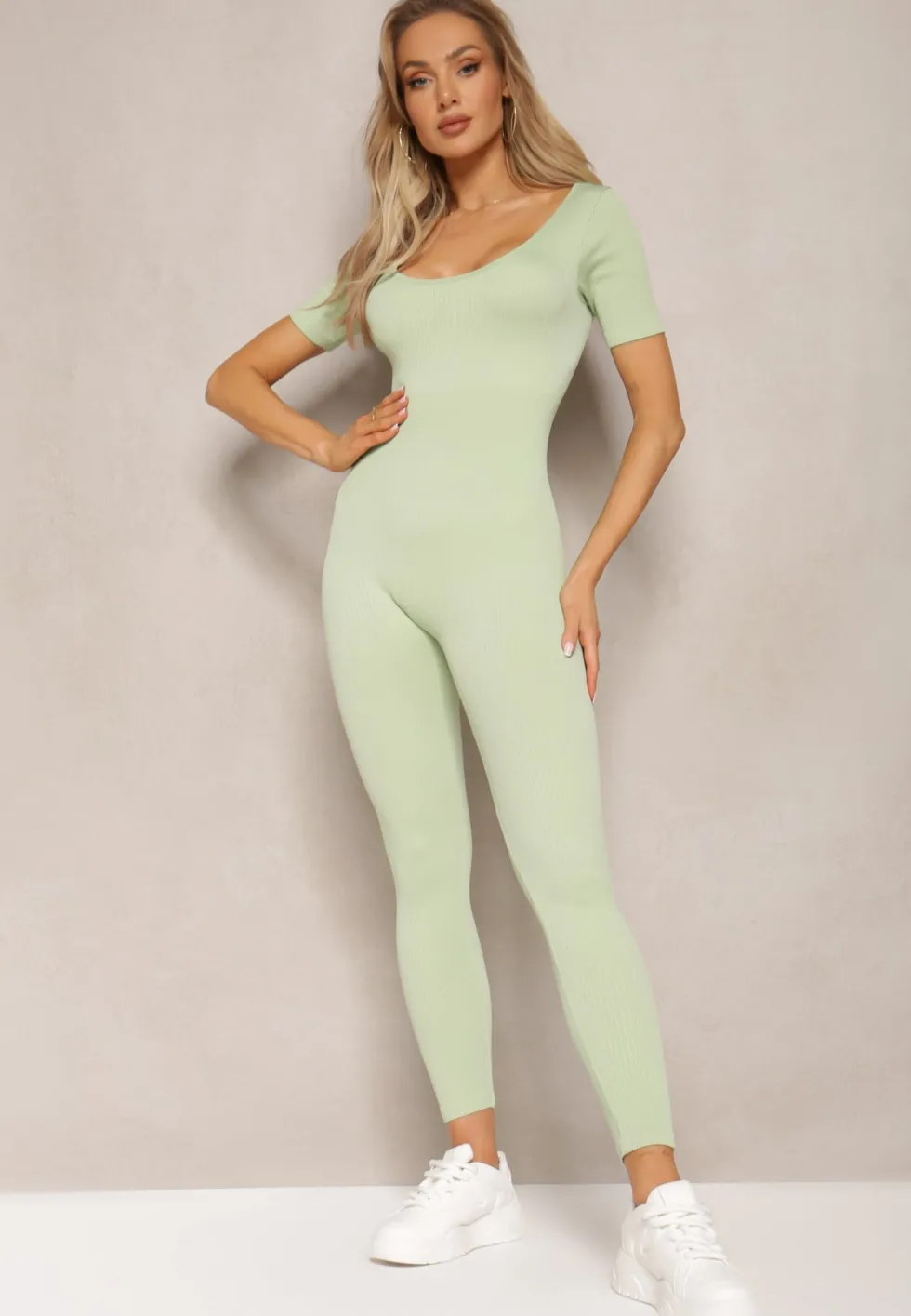 Jasnozielony Prążkowany Kombinezon Bodycon z Długimi Nogawkami i Krótkimi Rękawami Vittone
