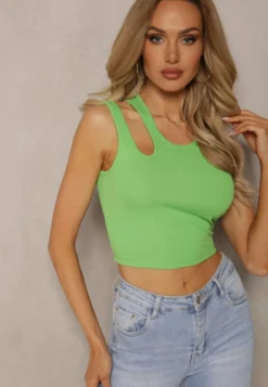 Jasnozielony Tank Top na Ramiączkach z Asymetrycznym Wycięciem Eraifa