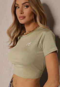 Jasnozielony T-shirt Crop Top z Ozdobną Literką Kolesira