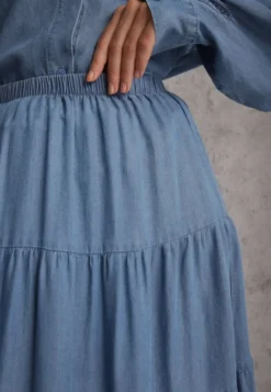 Niebieska Spódnica Rozkloszowana z Lyocellu High Waist Ozdobiona Falbanami Ravienne