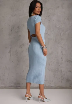 Niebieska Sukienka Bodycon z Kwadratowym Dekoltem i Ozdobnym Wycięciem na Plecach Scriptos