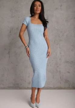 Niebieska Sukienka Bodycon z Kwadratowym Dekoltem i Ozdobnym Wycięciem na Plecach Scriptos