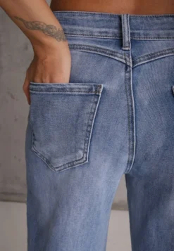 Niebieskie Bawełniane Jeansy High Waist z Szerokimi Nogawkami Zaeherris