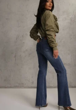 Niebieskie Jeansy High Waist o Kroju Dzwonów Finvenne