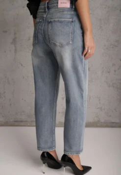 Niebieskie Jeansy High Waist Mom Fit Zolseli