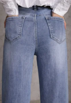 Niebieskie Jeansy Wide Leg High Waist z Elastycznego Denimu z Bawełną Jelimia