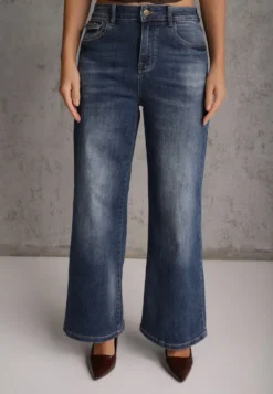Niebieskie Jeansy Wide Leg Regular Waist z Kieszonkami z Klapami w Stylu Y2K Nirasa