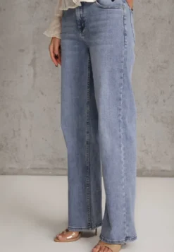 Niebieskie Jeansy Wide Leg Regular Waist z Bawełną i Dodatkiem Wiskozy Jeniemala
