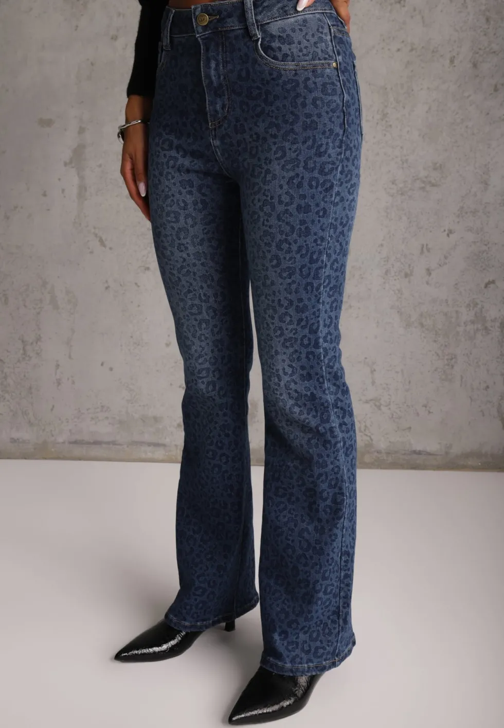 Niebieskie Panterkowe Jeansy Flare High Waist z Bawełną Kanyla