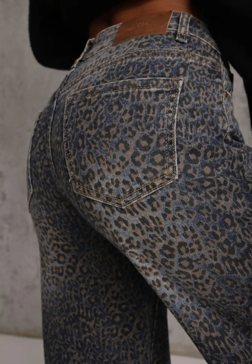 Niebieskie Panterkowe Jeansy Wide Leg High Waist z Bawełną Fealli