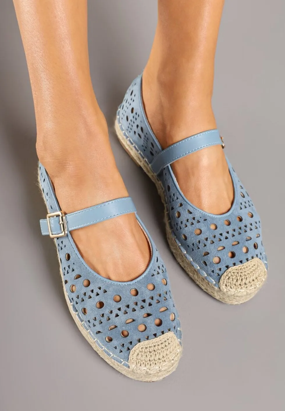 Niebieskie Płaskie Espadryle z Plecionką i Ażurową Cholewką Aralithra