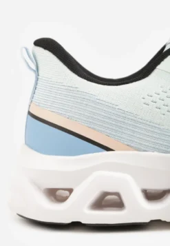 Niebieskie Siateczkowe Buty Sportowe na Podeszwie z Otworami Quilvia