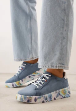 Niebieskie Skórzane Sneakersy na Plaformie w Pióra z Perforacją Tidessa