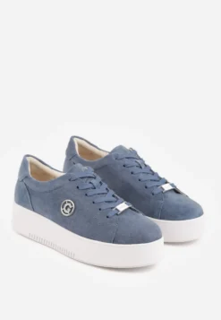 Niebieskie Skórzane Sneakersy na Platformie z Ozdobną Aplikacją z Boku Nesophia