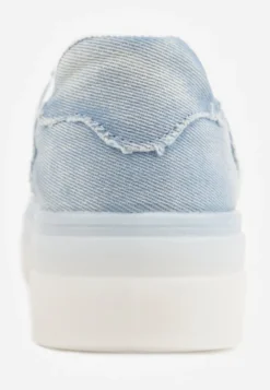 Niebieskie Sneakersy na Platformie z Denimu Nanore