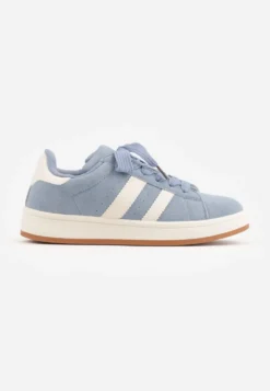 Niebieskie Sneakersy Ozdobione Paskami Dolirenna