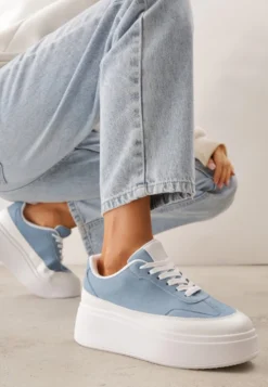 Niebieskie Sneakersy VICES na Platformie z Ozdobnym Noskiem Attis