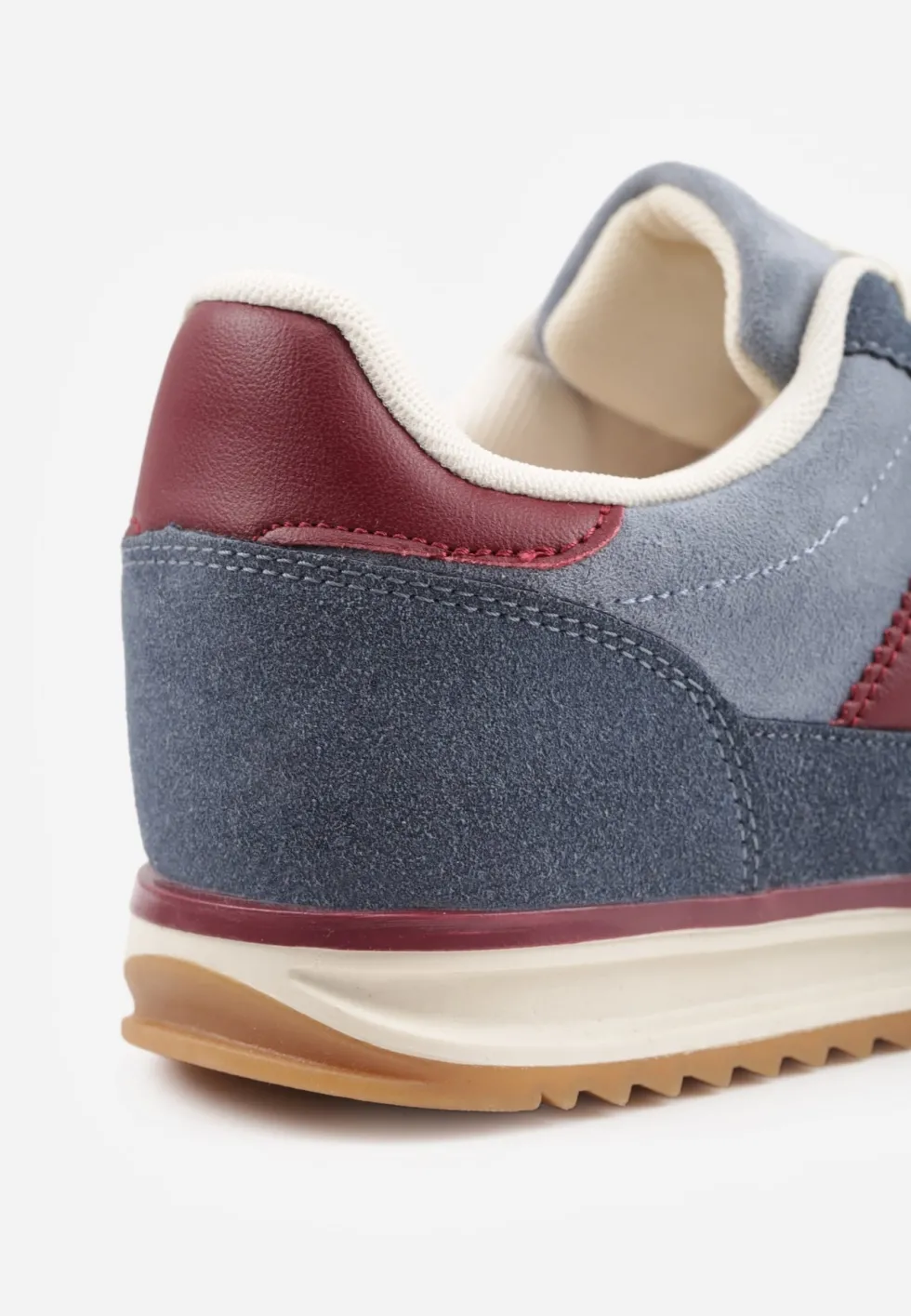 Niebieskie Sneakersy w Stylu Retro z Panelami z Imitacji Zamszu i Przeszyciami na Cholewce Scarfia
