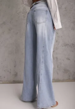 Niebieskie Szerokie Jeansy z Bawełny High Waist z Paskiem w Stylu Sznurówki Vetinia