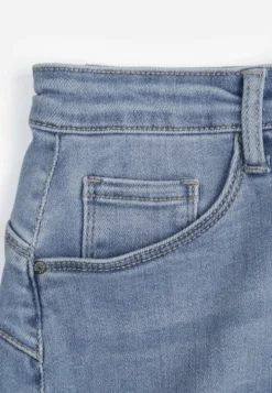 Niebieskie Szorty Denimowe High Waist z Efektem Push-Up i Asymetrycznymi Nogawkami Zilisea