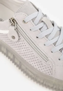 Niebieskie Zamszowe Sneakersy z Półtransparentną Podeszwą Suwakiem i Wkładką ze Skóry Sewtera