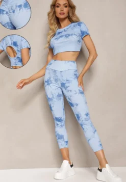 Niebieski Komplet Sportowy z Printem Tie-Dye z Koszulką Cropped i Legginsami Davenia