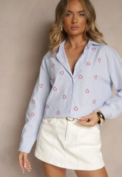 Niebiesko-Czerwona Koszula Oversize w Prążki Zdobiona Haftem w Serca Nitavela
