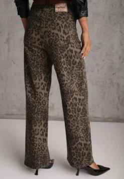 Panterkowe Jeansy Regular z Bawełny Ozdobione Cyrkoniami w Print Leopard Ethi