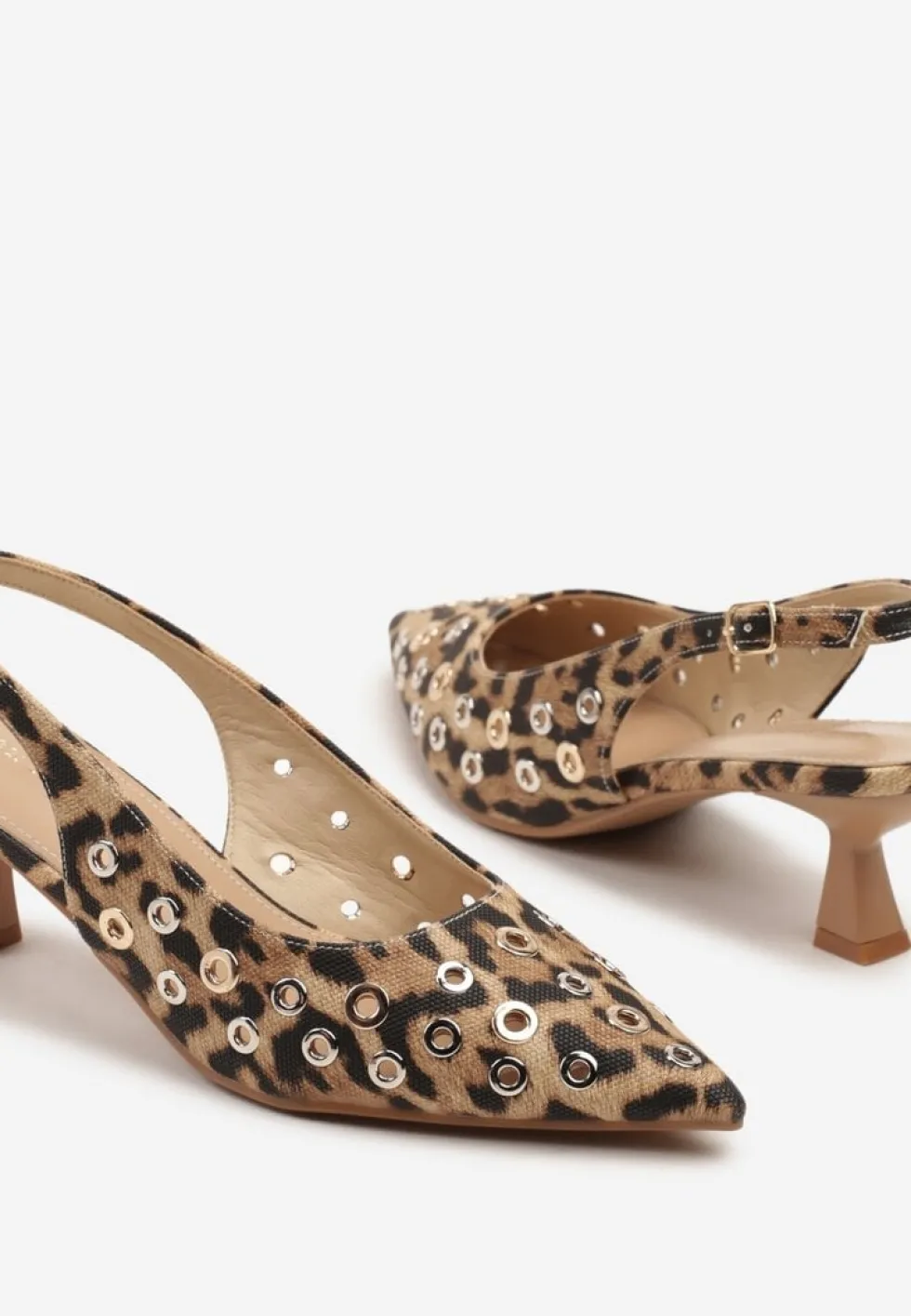 Panterkowe Sandały Slingback na Kaczuszce z Ozdobnymi Nitami Falovina