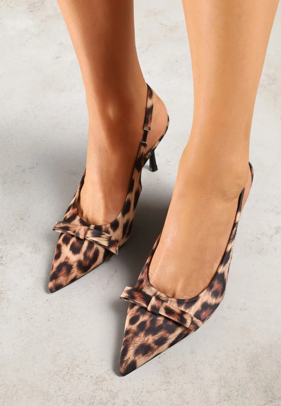 Panterkowe Sandały Szpilki Vices Typu Slingback z Kokardą Dorozia