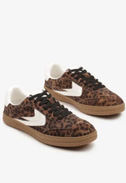 Panterkowe Sneakersy Skórzane w Stylu Tenisówek z Geometrycznym Motywem Erisane