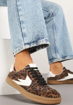 Panterkowe Sneakersy Skórzane w Stylu Tenisówek z Geometrycznym Motywem Erisane