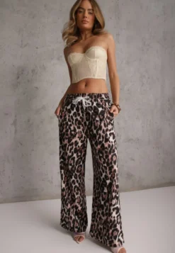 Panterkowe Spodnie High Waist Wide Leg z Koronkowym Wiązaniem w Talii Leanta