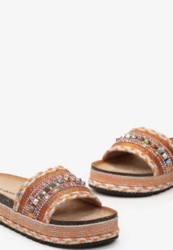 Pomarańczowe Klapki Boho na Platformie z Plecionką i Szerokim Paskiem z Koralikami Gitasta