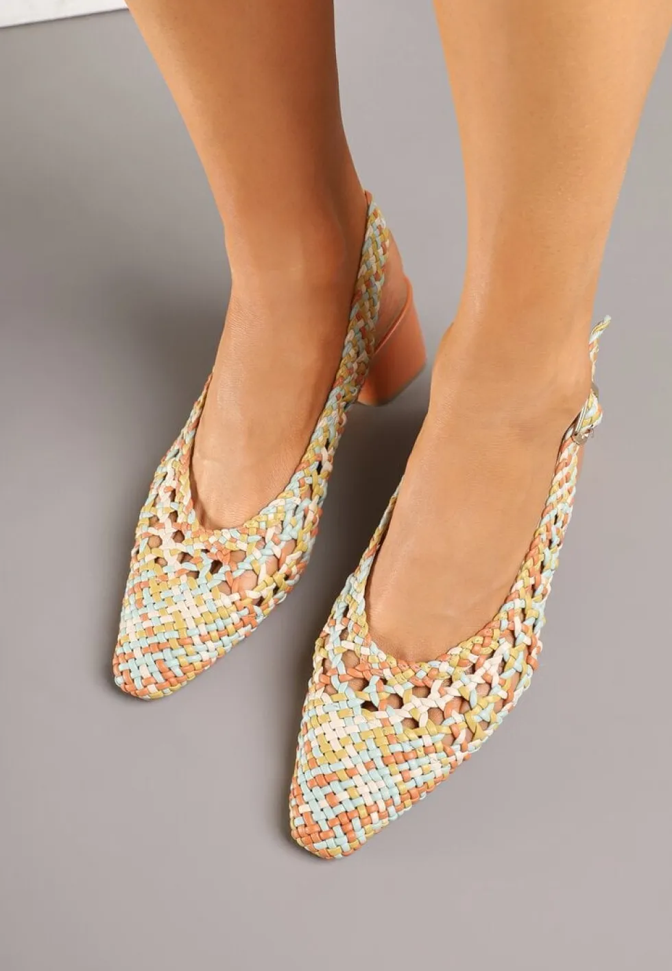 Pomarańczowe Sandały na Słupku Slingback Ozdobione Plecioną Cholewką Linaiana