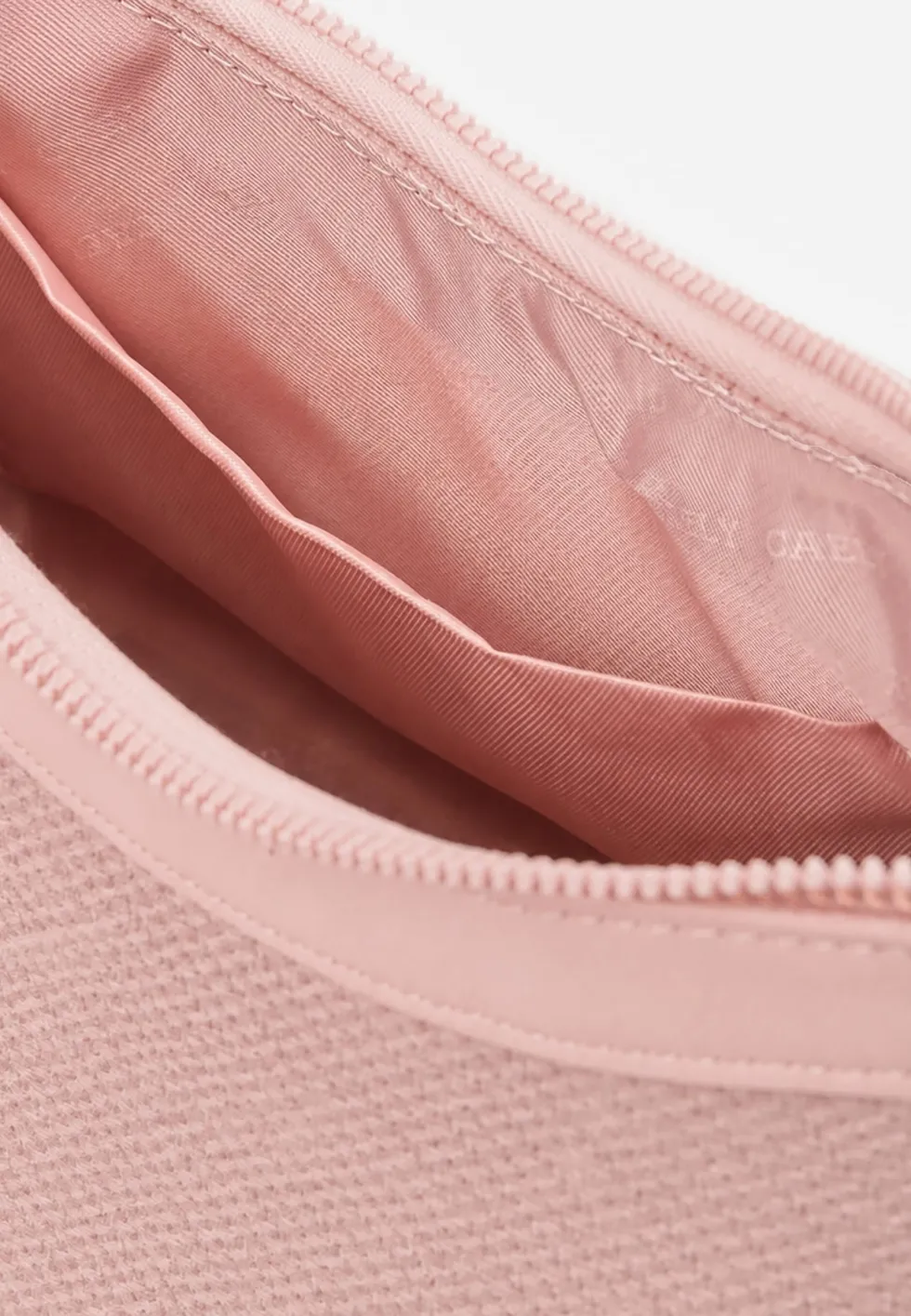 Różowa Klasyczna Torebka Bagietka z Dodatkowym Paskiem Crossbody Kassenope