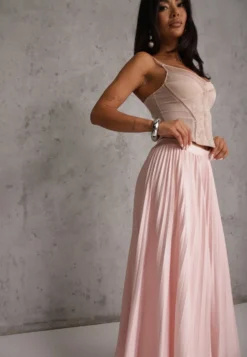 Różowa Spódnica High Waist Zdobiona Drobnym Plisowaniem Aniope
