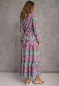 Różowa Sukienka z Dekoltem w V o Rozkloszowanym Fasonie w Print Paisley Akka