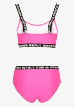 Różowe Bikini Majtki Typu Figi i Sportowa Góra Ozdobione Napisami Nevoneira