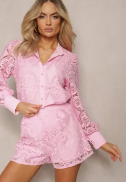 Różowe Koronkowe Szorty High Waist przed Kolano Leporiana