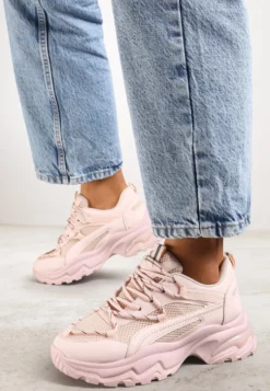 Różowe Sneakersy na Masywnej Podeszwie z Siateczkowym Wstawkami i Ozdobnymi Sznurówkami Ollavia