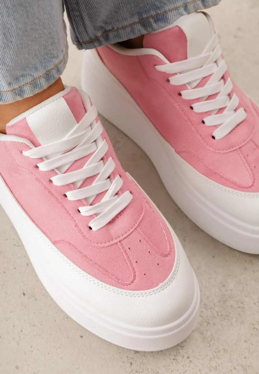 Różowe Sneakersy VICES na Platformie z Ozdobnym Noskiem Attis